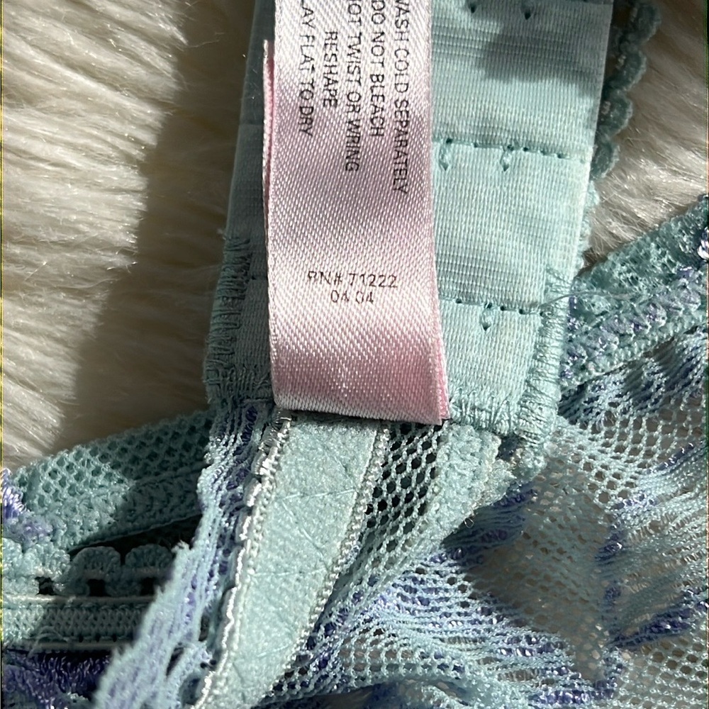 Y2K Vintage Victoria’s Secret Lingerie Set - Picture 7 of 7